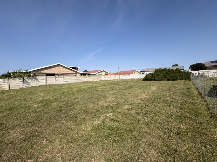 0 Bedroom Property for Sale in Wavecrest Eastern Cape